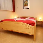 Im Haus Schiefertal, * Wieda