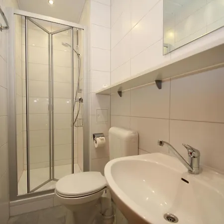 Im Haus Schiefertal, * 비다