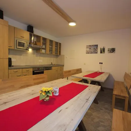 דירה Im Haus Schiefertal,