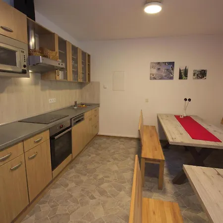 Im Haus Schiefertal, * Wieda