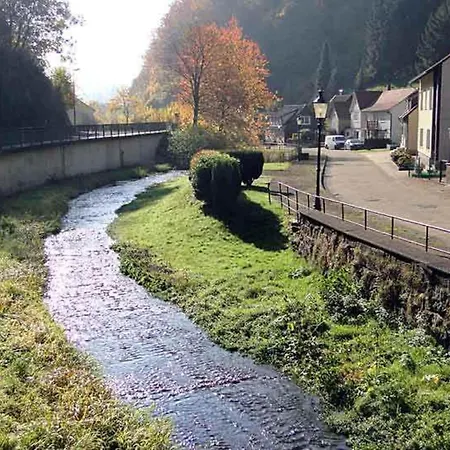 Im Haus Schiefertal, * Wieda