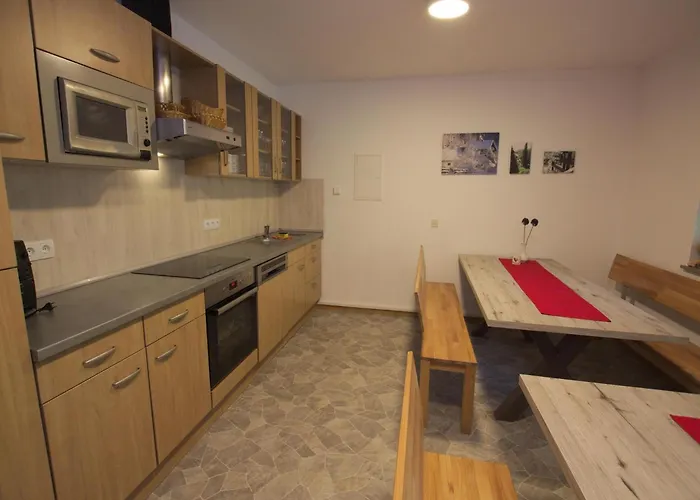Im Haus Schiefertal, * Wieda